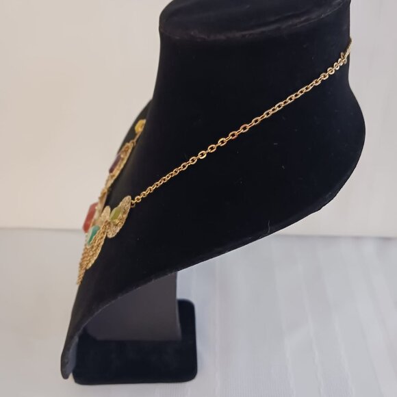 Gold Tone Necklace, Brooch and Earrings Set - Picture 4 of 10